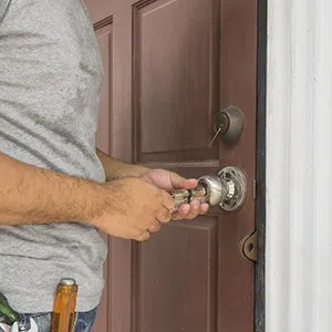 Central Locksmith Store South Holland, IL 708-401-1081 - locks-replace-01